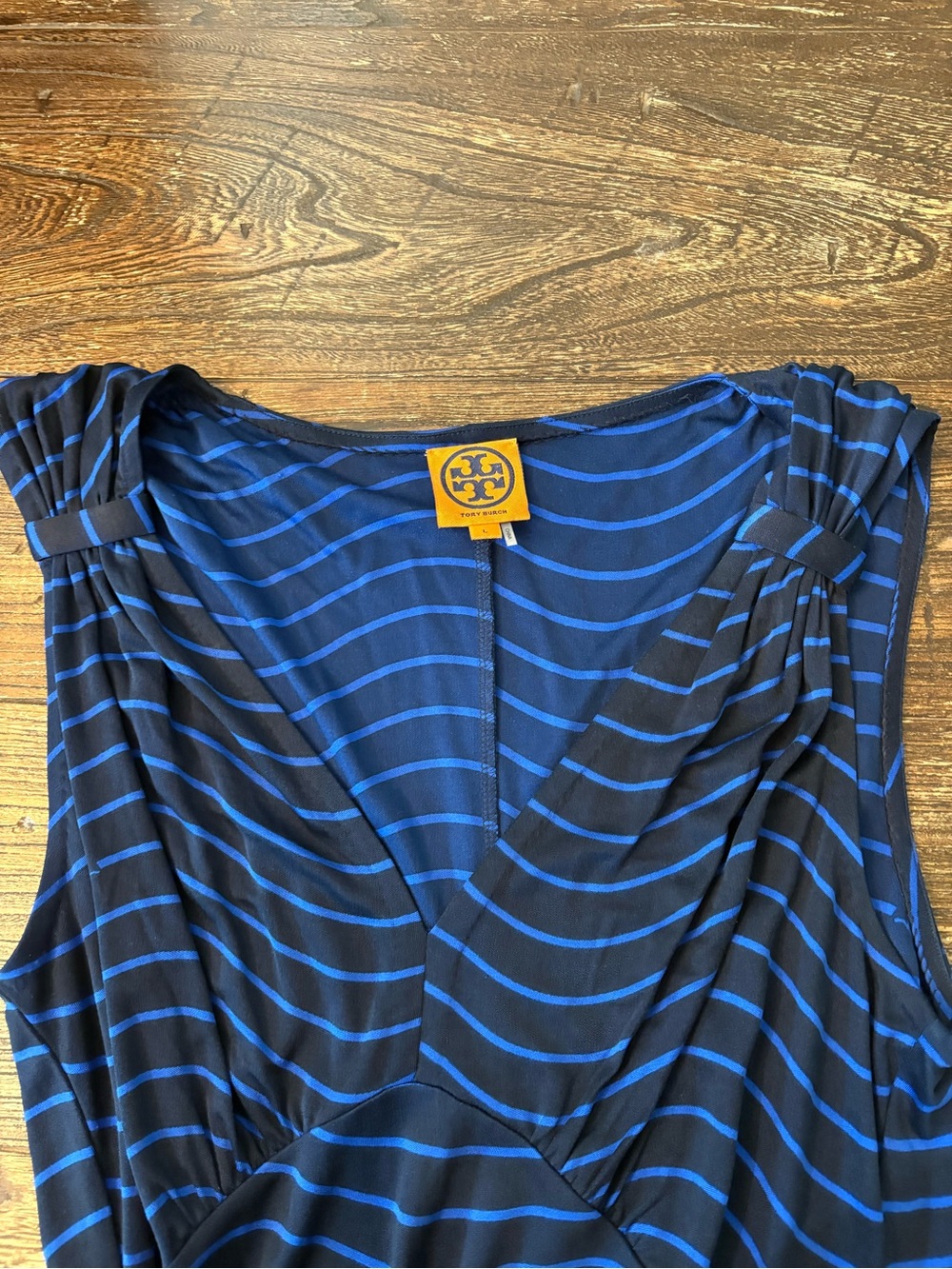 Tory Burch Midi Dress Womens Large Black Blue Silk Stretch Wavy Stripe V-Neck - Picture 4 of 9